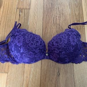Victoria’s Secret very sexy push up bra